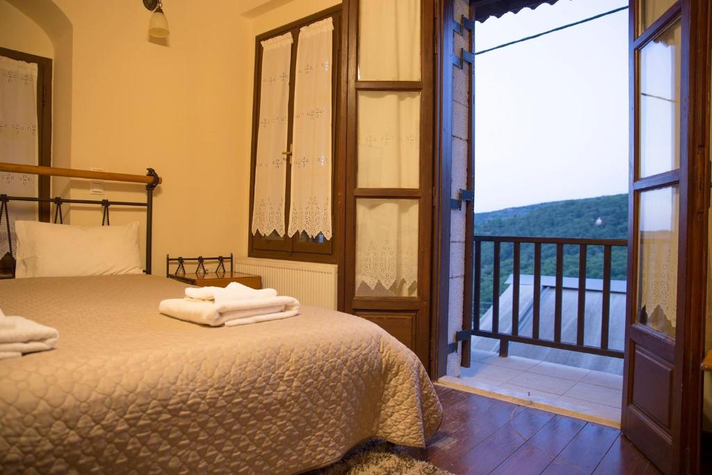 Tholos room 3
